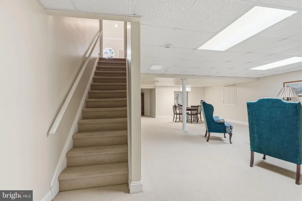 1479 Greenmeadows Rd, Yardley, PA 19067