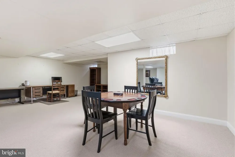1479 Greenmeadows Rd, Yardley, PA 19067