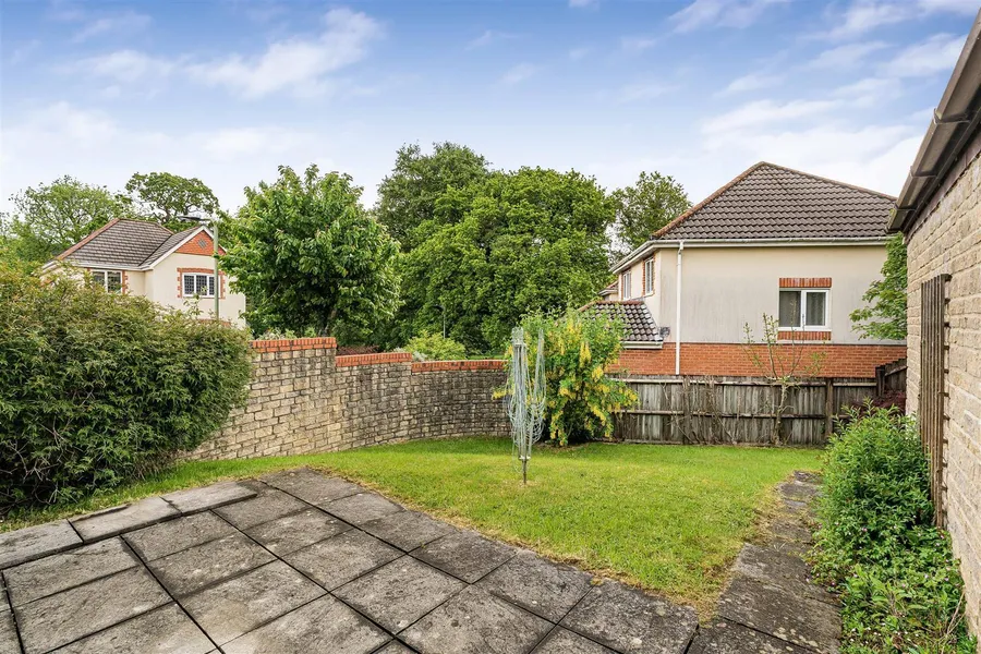 Property Image 8