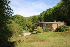 Glen Road, Grayshott, GU26 photo 3