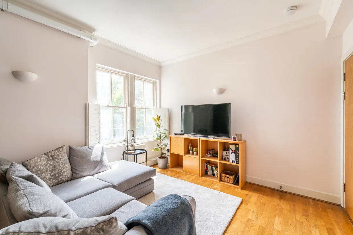 22-24 Bromells Road, London, SW4 photo 9