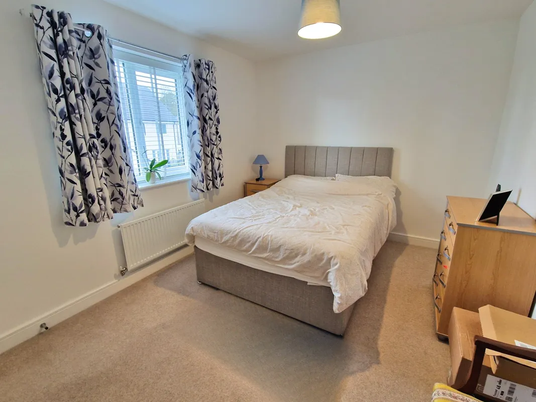 LLYS PENFRO, NEWTON, PORTHCAWL, CF36 5NQ