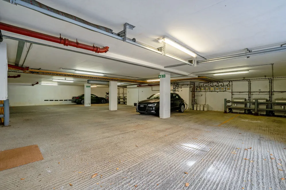 Cross Road, Sunningdale, SL5 photo 9