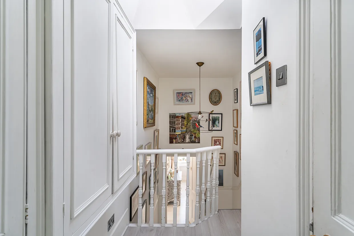 Narbonne Avenue, London, SW4 photo 21