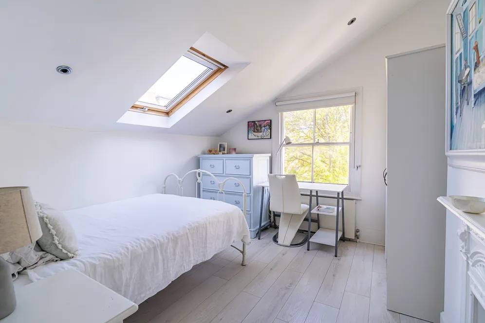 Narbonne Avenue, London, SW4 photo 22