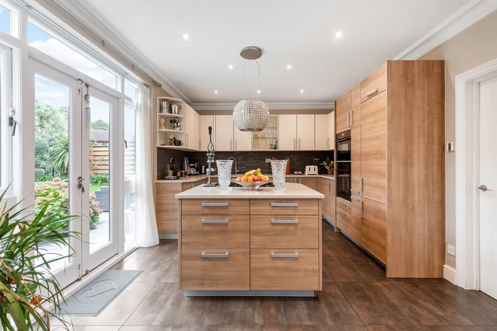Laurino Place, Bushey, WD23 photo 8