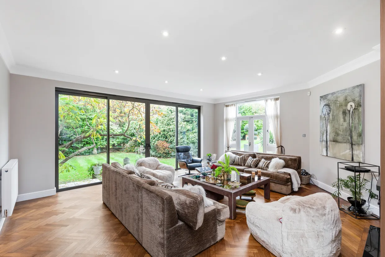 Laurino Place, Bushey, WD23 photo 10