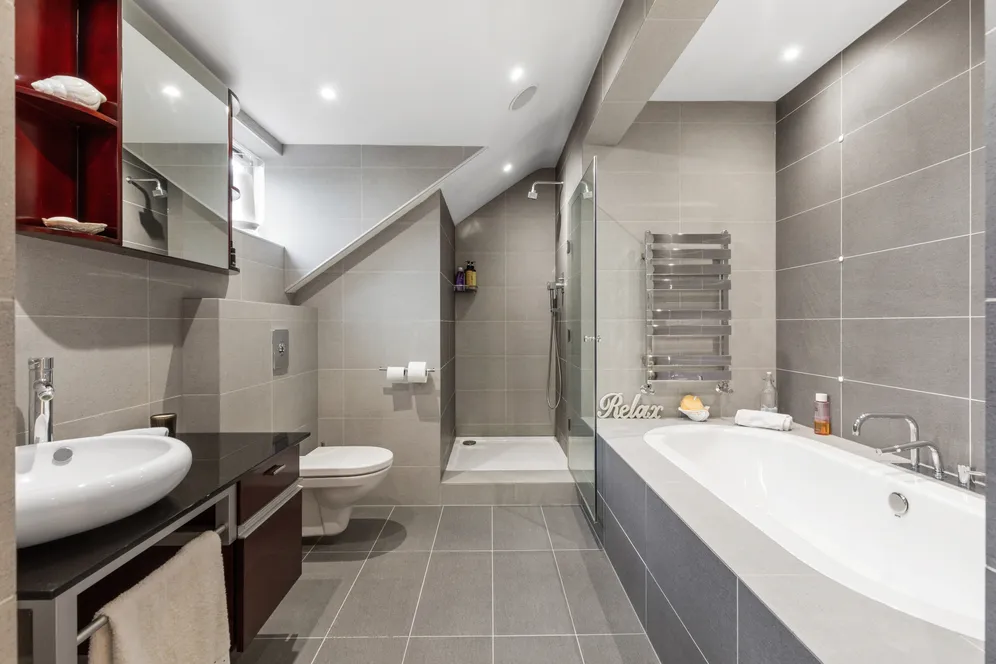 Laurino Place, Bushey, WD23 photo 15