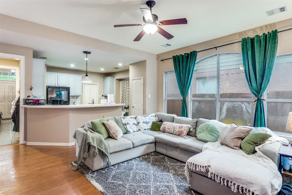9117 Ripley St, Fort Worth, TX 76244-7622
