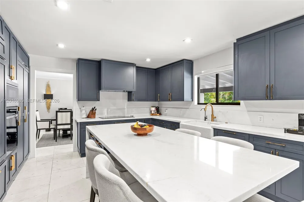 7200 SW 107th Terrace, Pinecrest, FL 33156