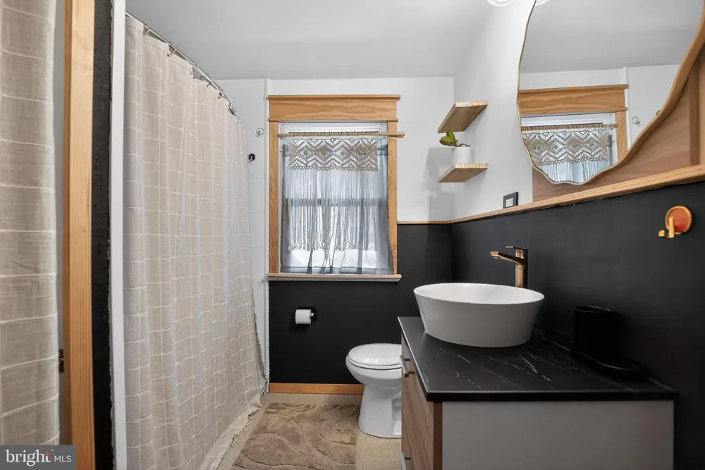 311 Limekiln Pike, Glenside, PA 19038