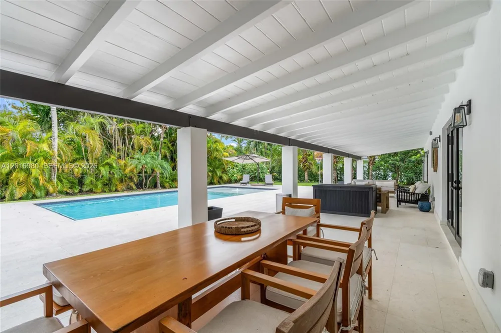 7200 SW 107th Terrace, Pinecrest, FL 33156