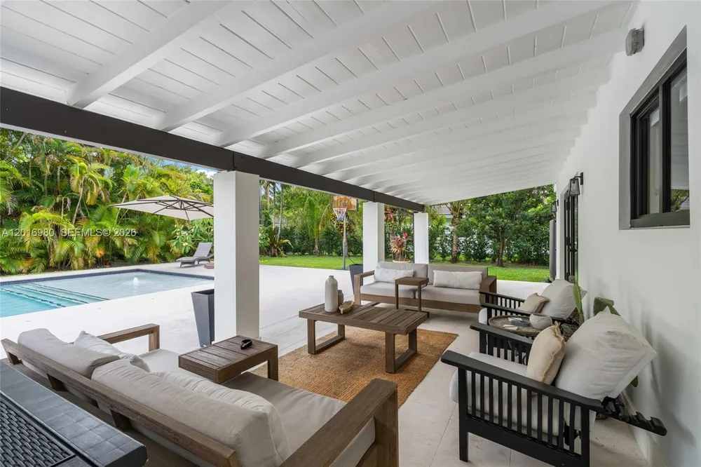 7200 SW 107th Terrace, Pinecrest, FL 33156