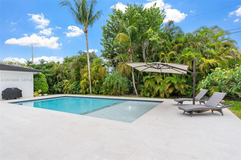 7200 SW 107th Terrace, Pinecrest, FL 33156