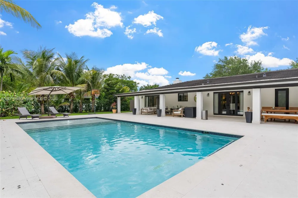 7200 SW 107th Terrace, Pinecrest, FL 33156
