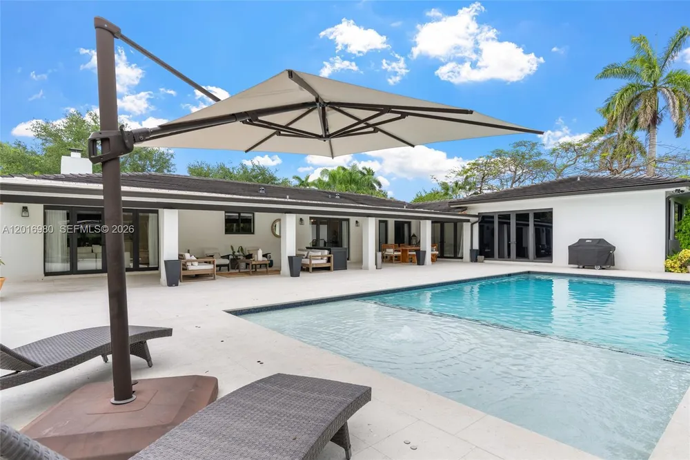 7200 SW 107th Terrace, Pinecrest, FL 33156