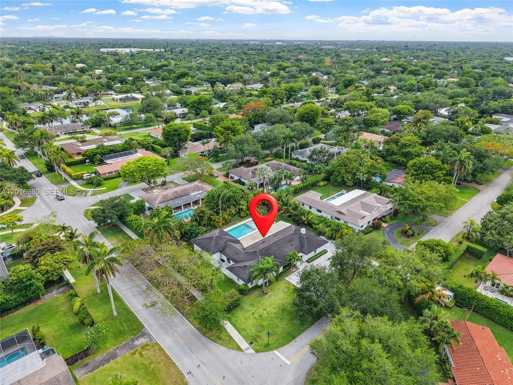 7200 SW 107th Terrace, Pinecrest, FL 33156