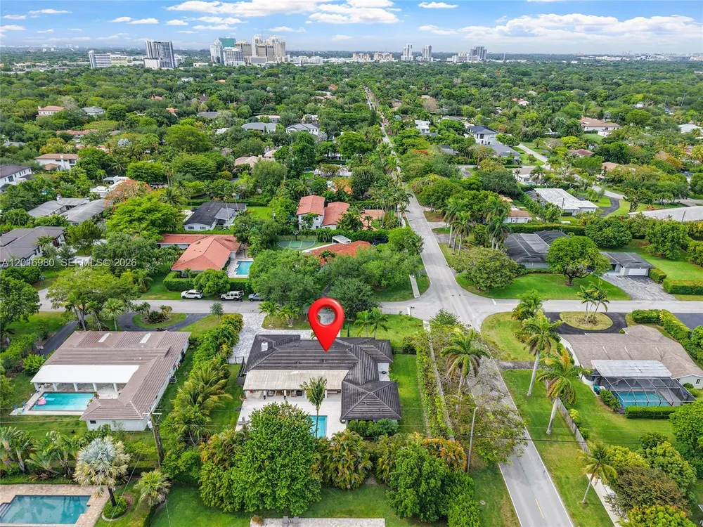 7200 SW 107th Terrace, Pinecrest, FL 33156
