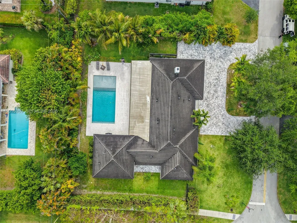 7200 SW 107th Terrace, Pinecrest, FL 33156