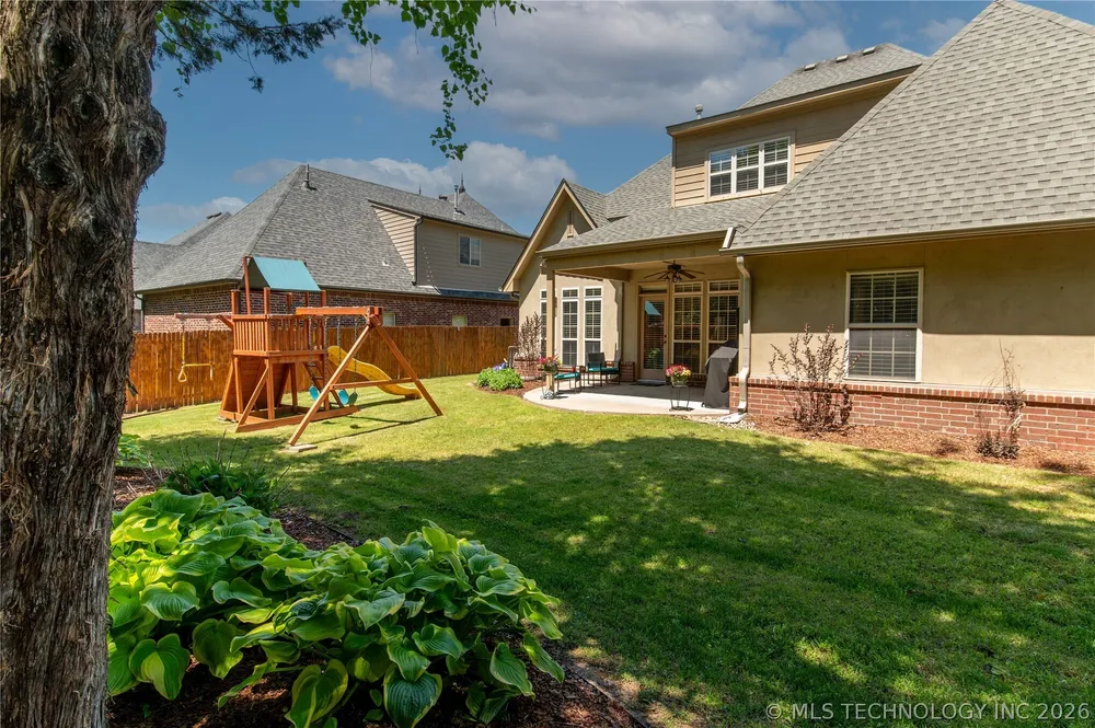 3813 W Broadway St, Broken Arrow, OK 74012