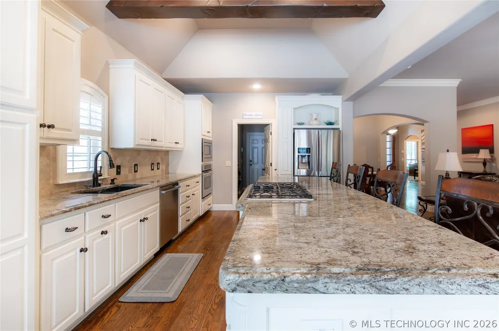 3813 W Broadway St, Broken Arrow, OK 74012