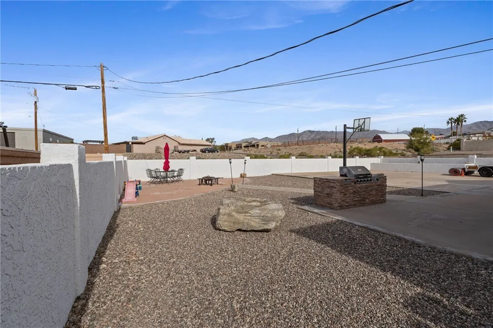 3649 Desert Garden Dr, Lake Havasu City, AZ 86404