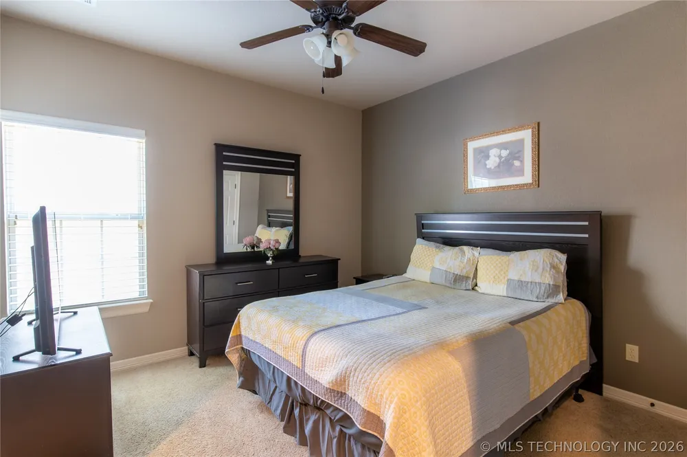 3813 W Broadway St, Broken Arrow, OK 74012