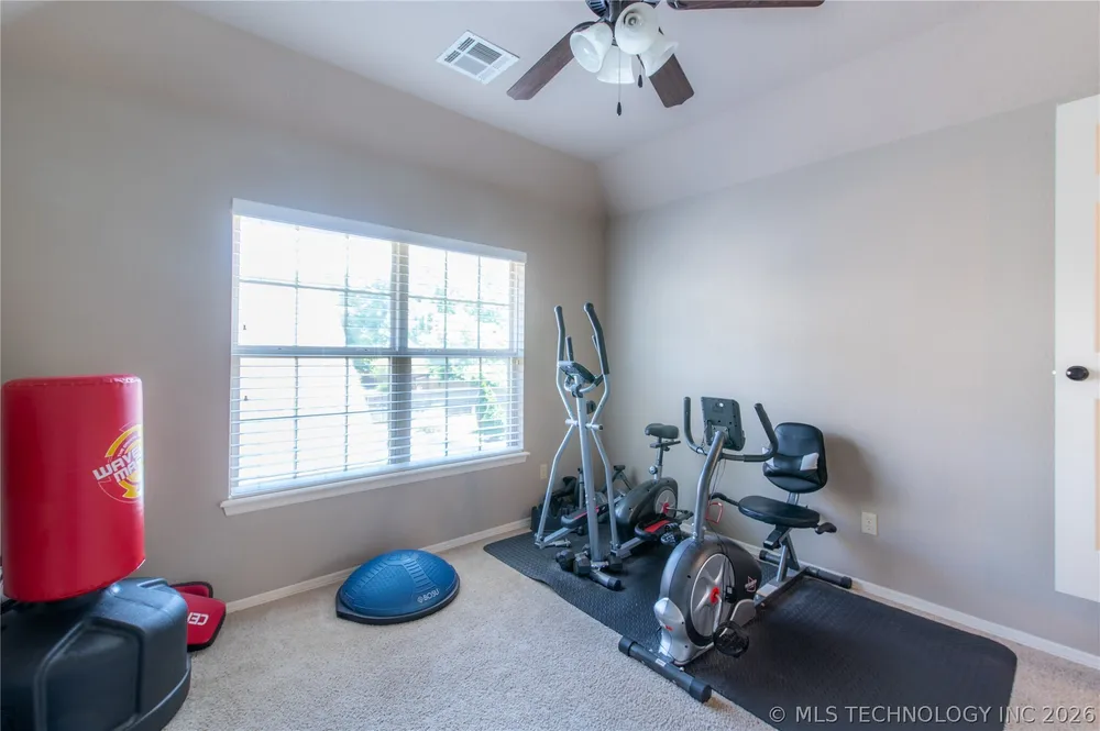 3813 W Broadway St, Broken Arrow, OK 74012