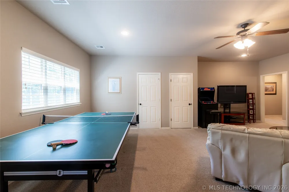 3813 W Broadway St, Broken Arrow, OK 74012