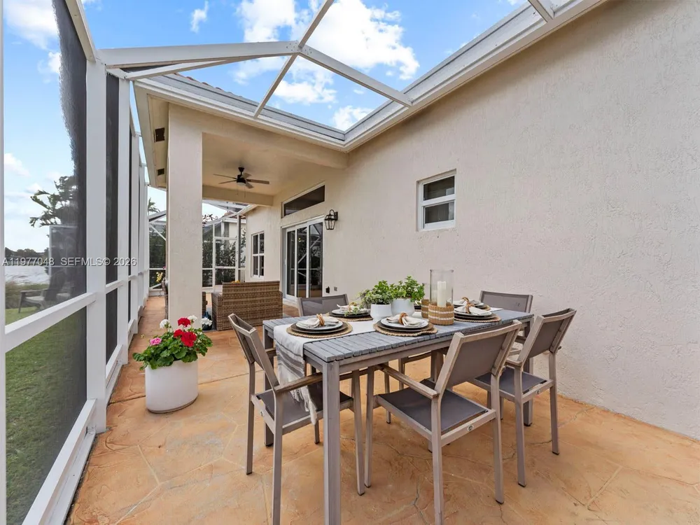 1150 Fairfield Meadows Dr, Weston, FL 33327
