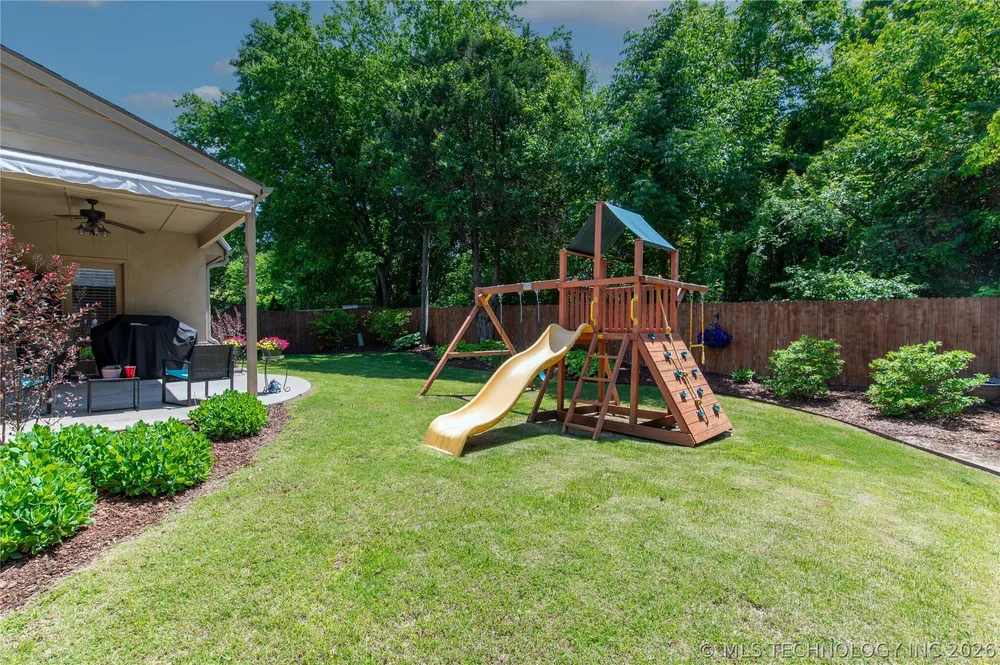 3813 W Broadway St, Broken Arrow, OK 74012