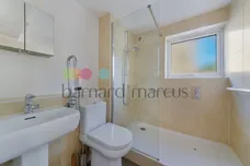 211 Selhurst Road, LONDON