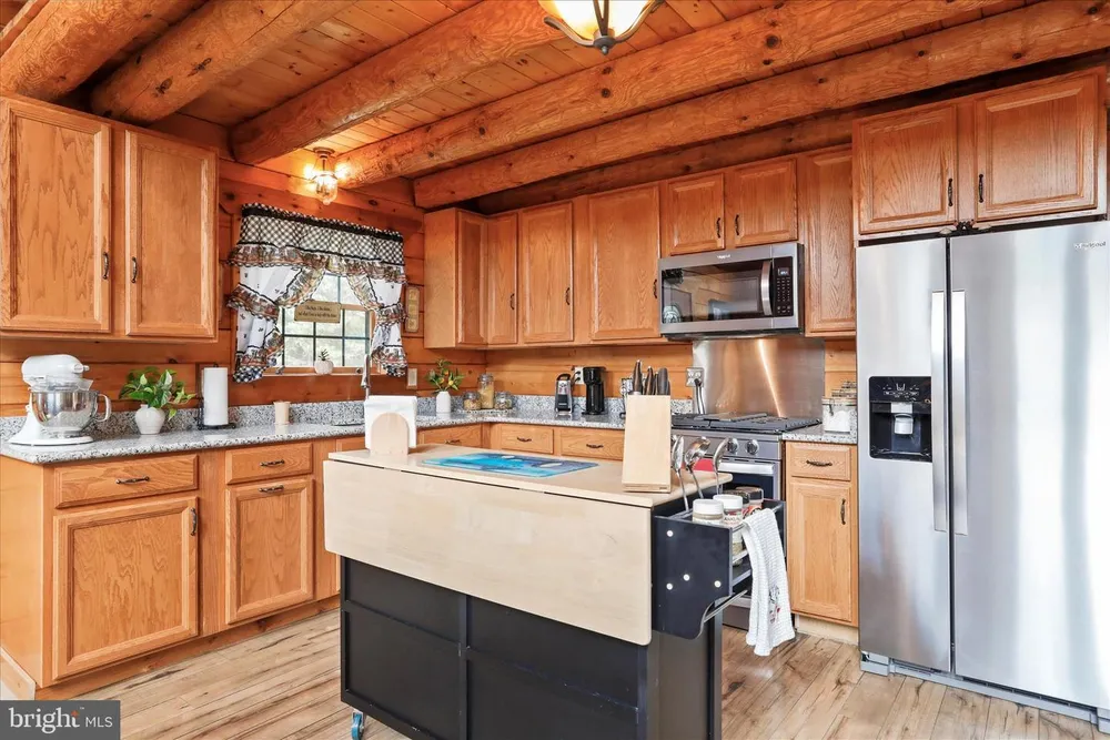141 Rose Patch Drive, Petersburg, WV 26847
