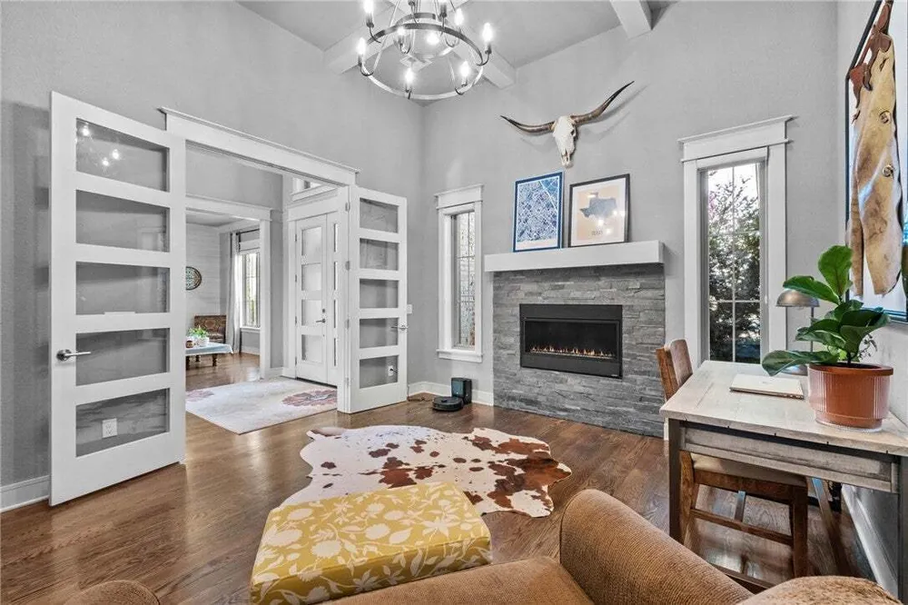 4301 S Scissortail Dr, Bentonville, AR 72713