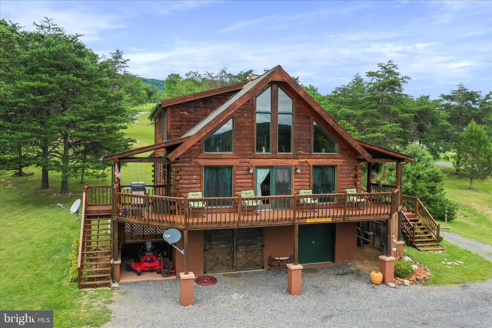 141 Rose Patch Drive, Petersburg, WV 26847