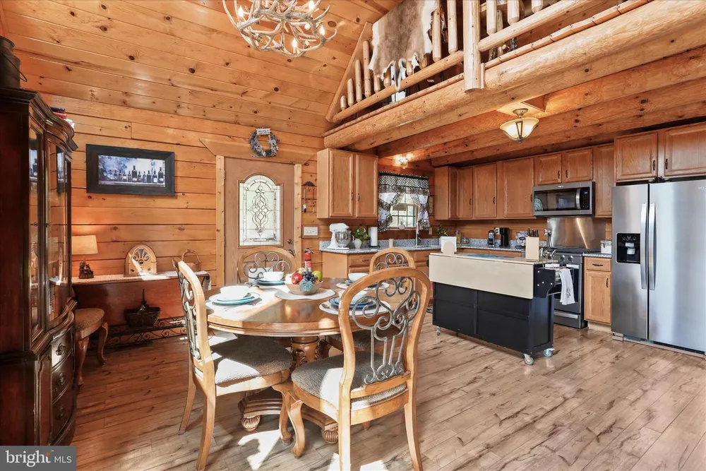 141 Rose Patch Drive, Petersburg, WV 26847