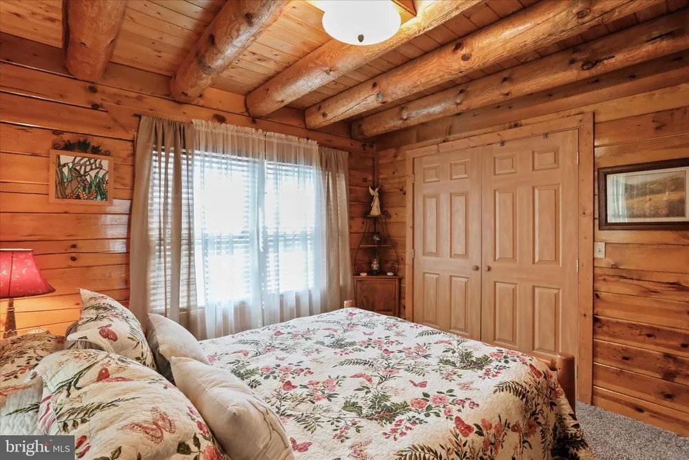 141 Rose Patch Drive, Petersburg, WV 26847