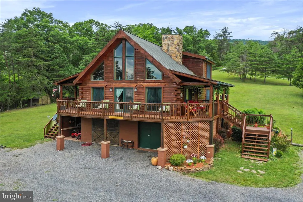 141 Rose Patch Drive, Petersburg, WV 26847