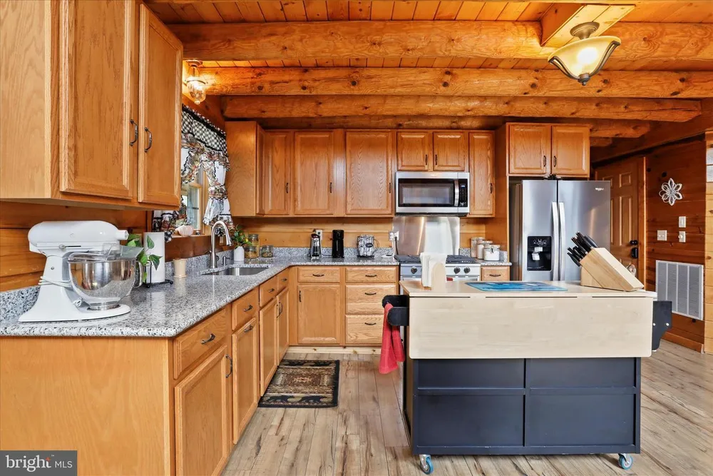 141 Rose Patch Drive, Petersburg, WV 26847