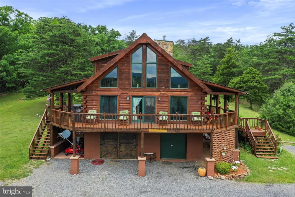 141 Rose Patch Drive, Petersburg, WV 26847