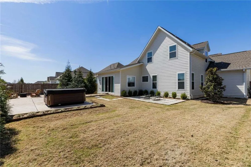 2711 S 20th Pl, Rogers, AR 72758
