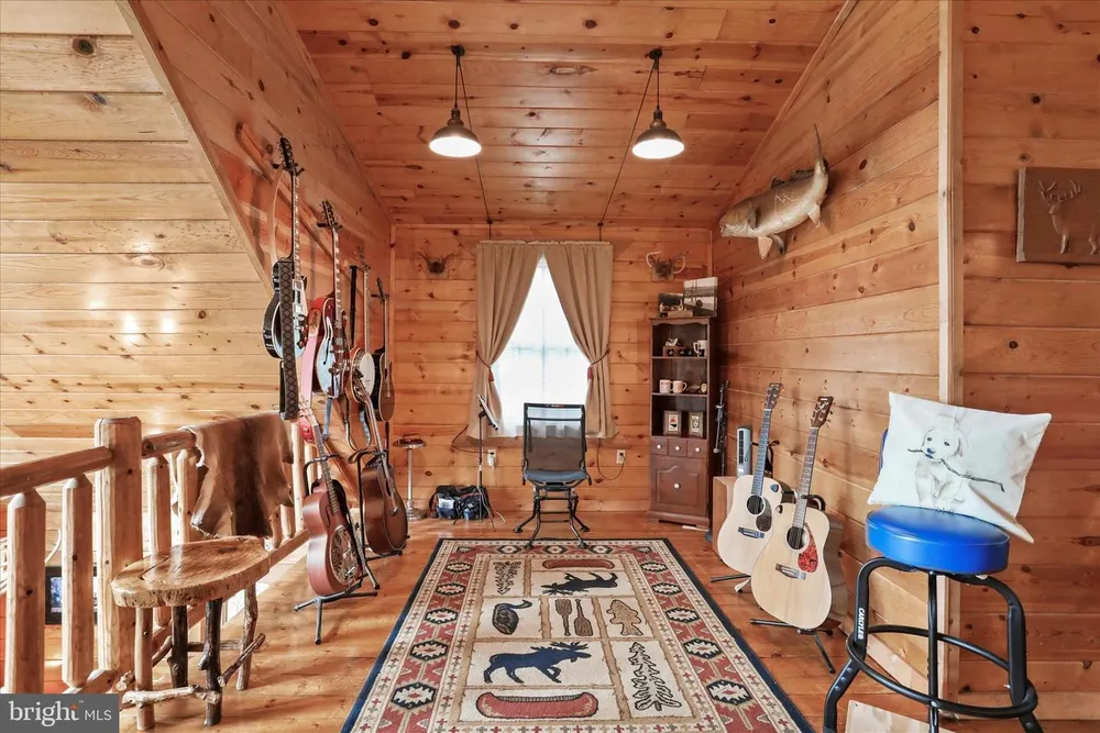 141 Rose Patch Drive, Petersburg, WV 26847
