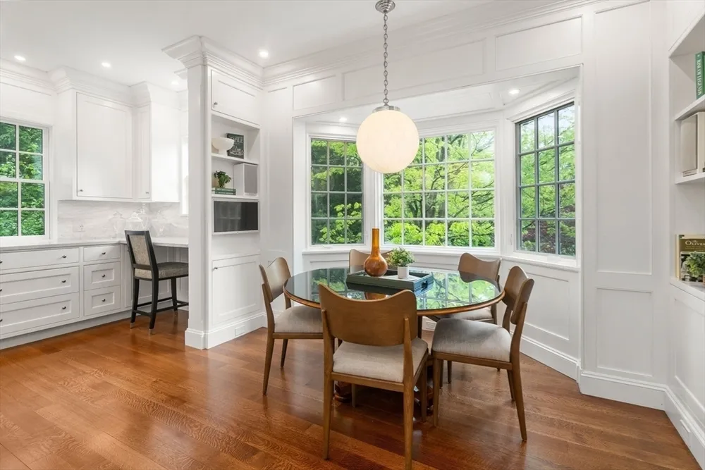 188 Heath St, Brookline, MA 02467