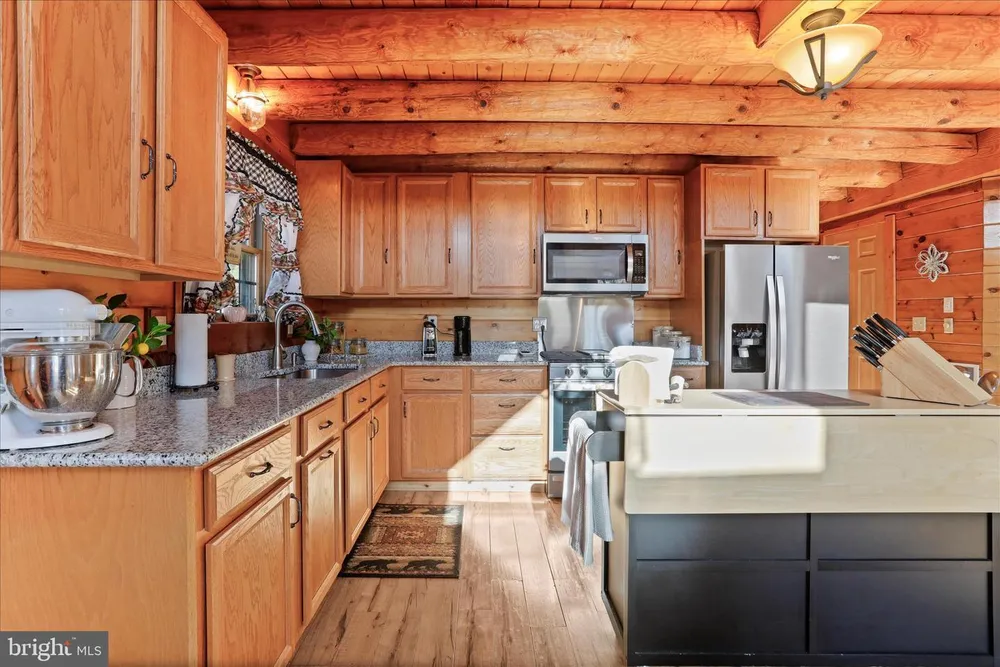 141 Rose Patch Drive, Petersburg, WV 26847