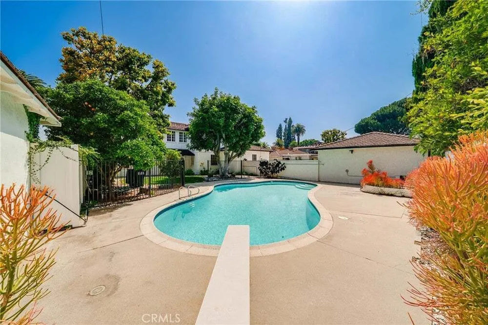 2245 E California Blvd, San Marino, CA 91108