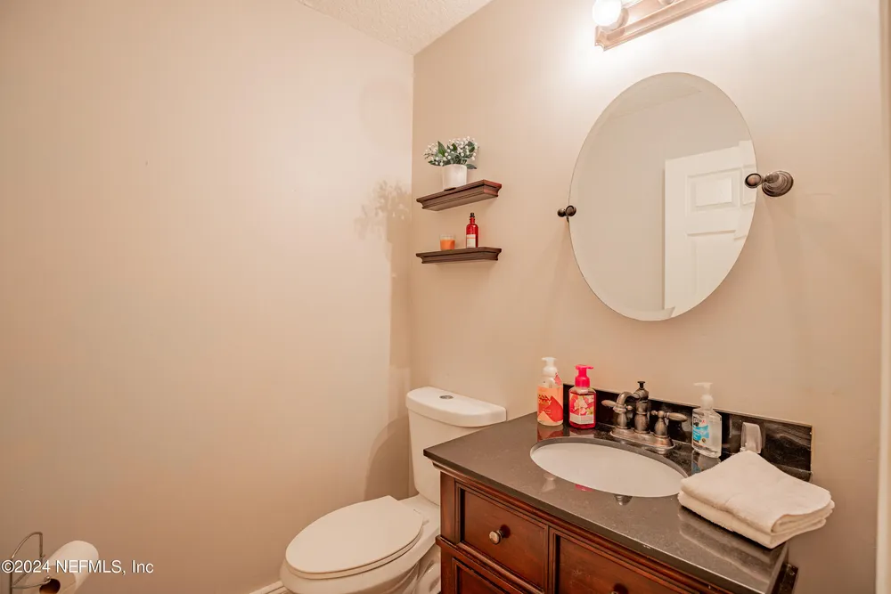 2674 Country Club Blvd, Orange Park, FL 32073