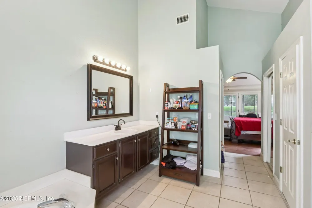 2674 Country Club Blvd, Orange Park, FL 32073