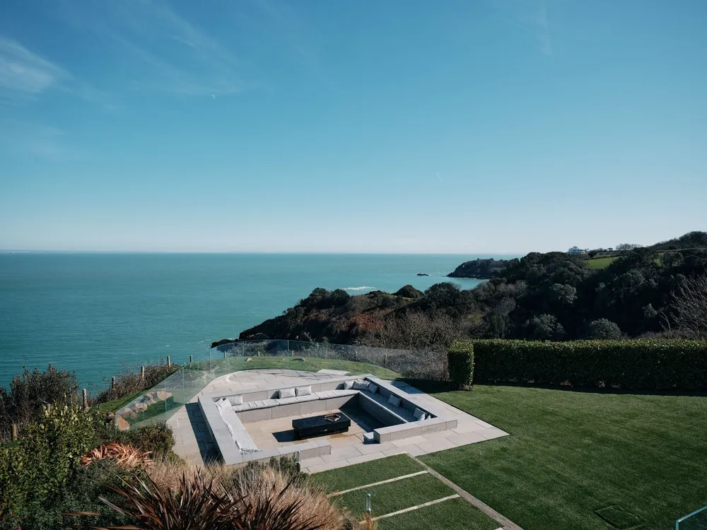 Carteret House