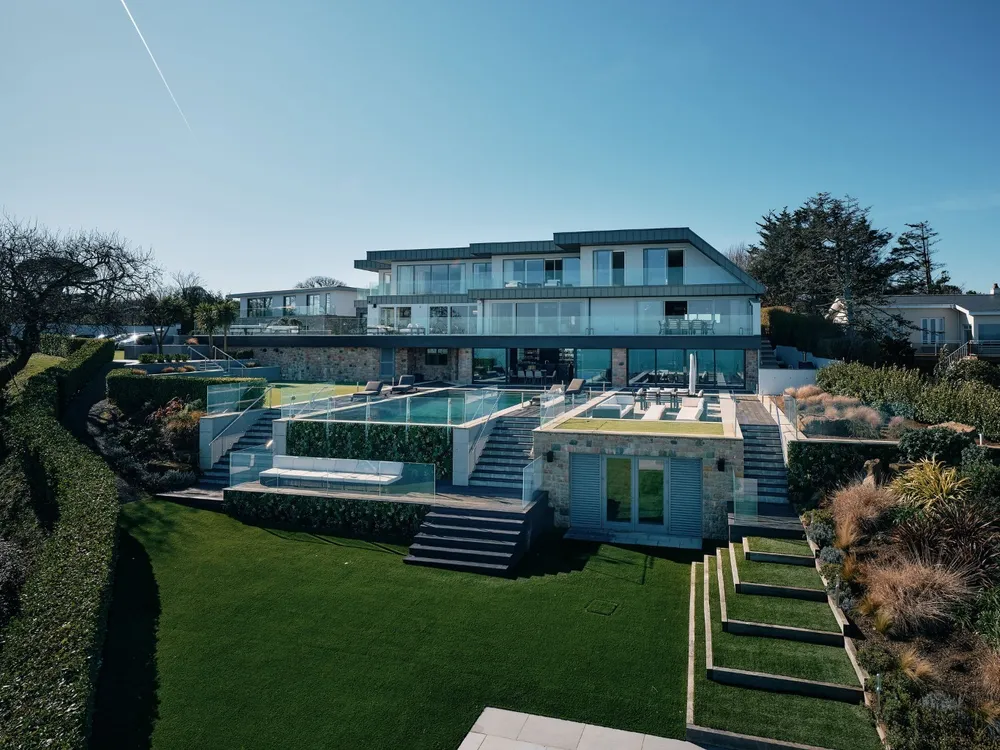 Carteret House