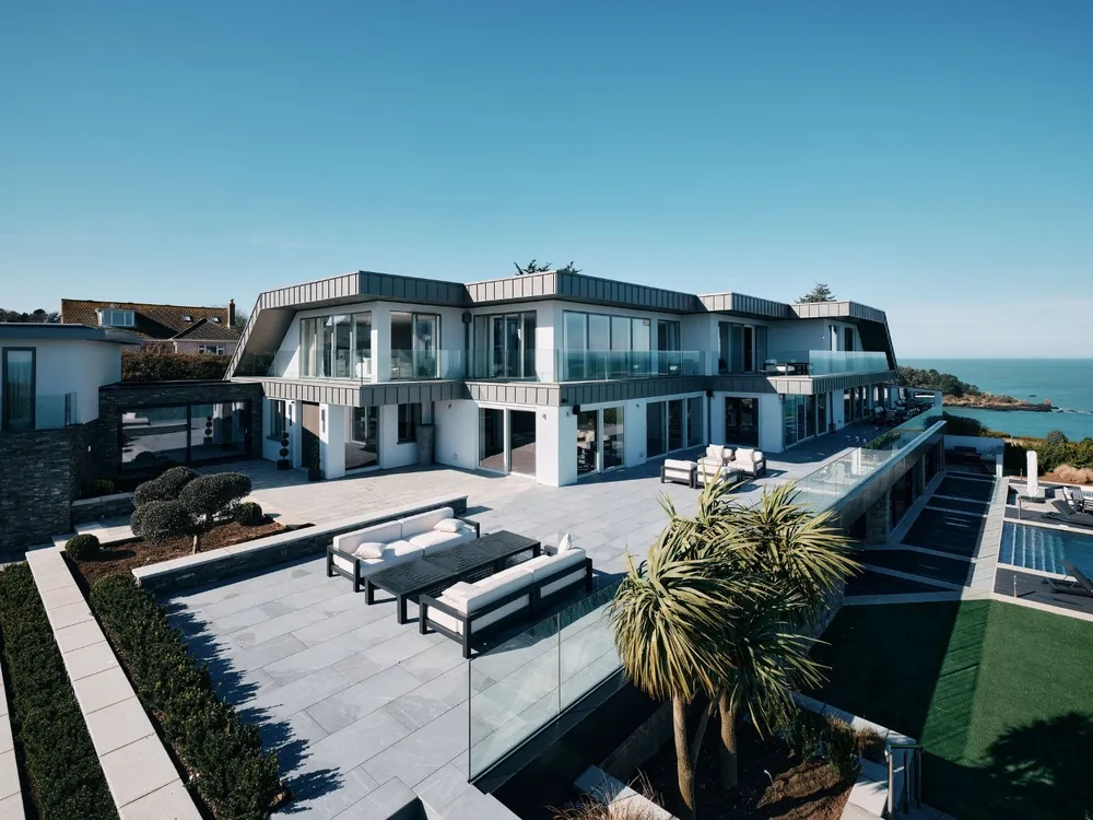Carteret House